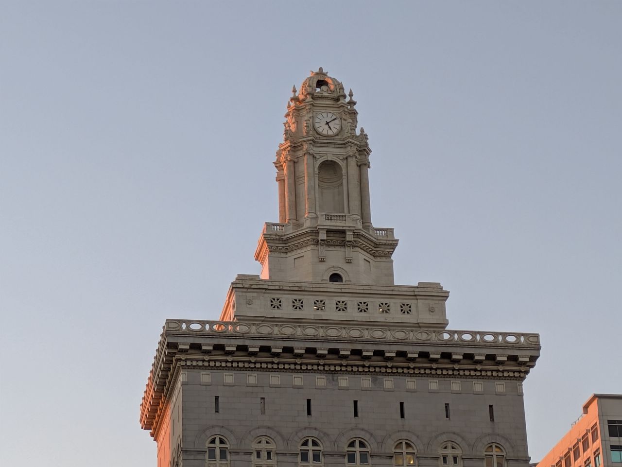 Oakland City Hall at 8x zoom by Pixel 8a