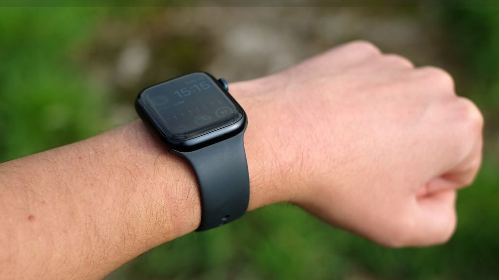 Apple Watch 7 vs Apple Watch 8 Which is better? Live Science