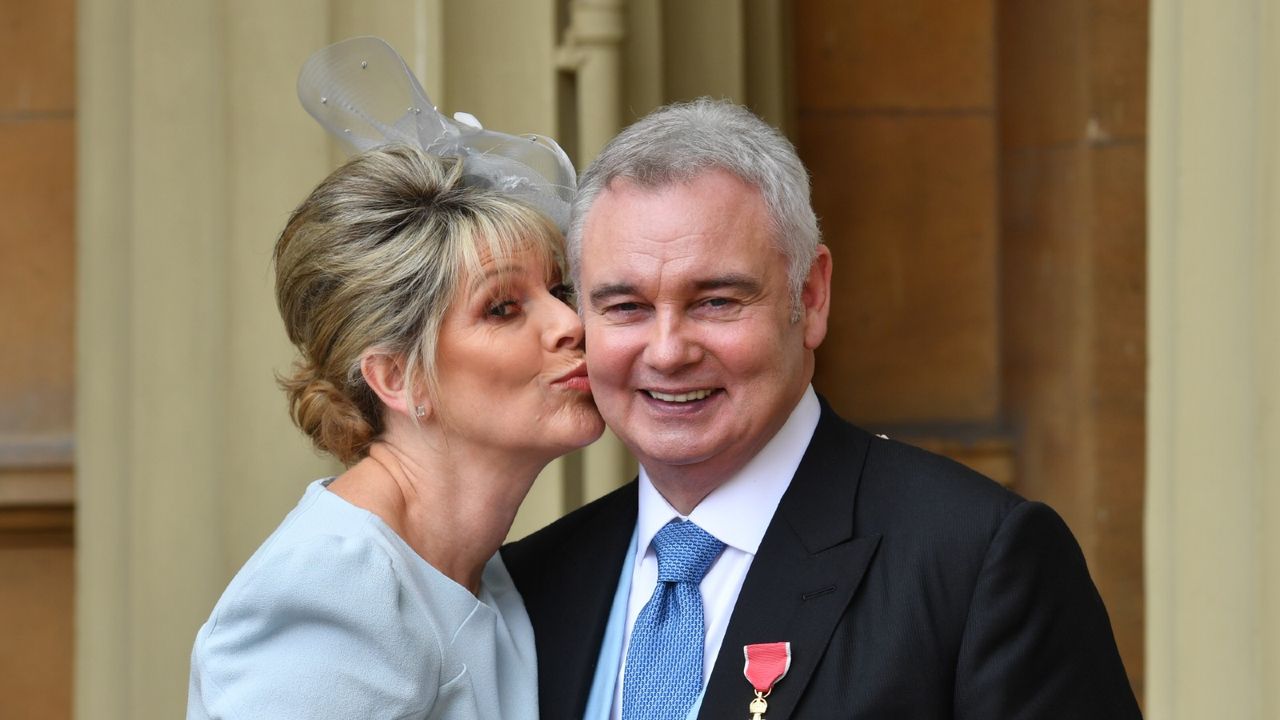 Eamonn Holmes 