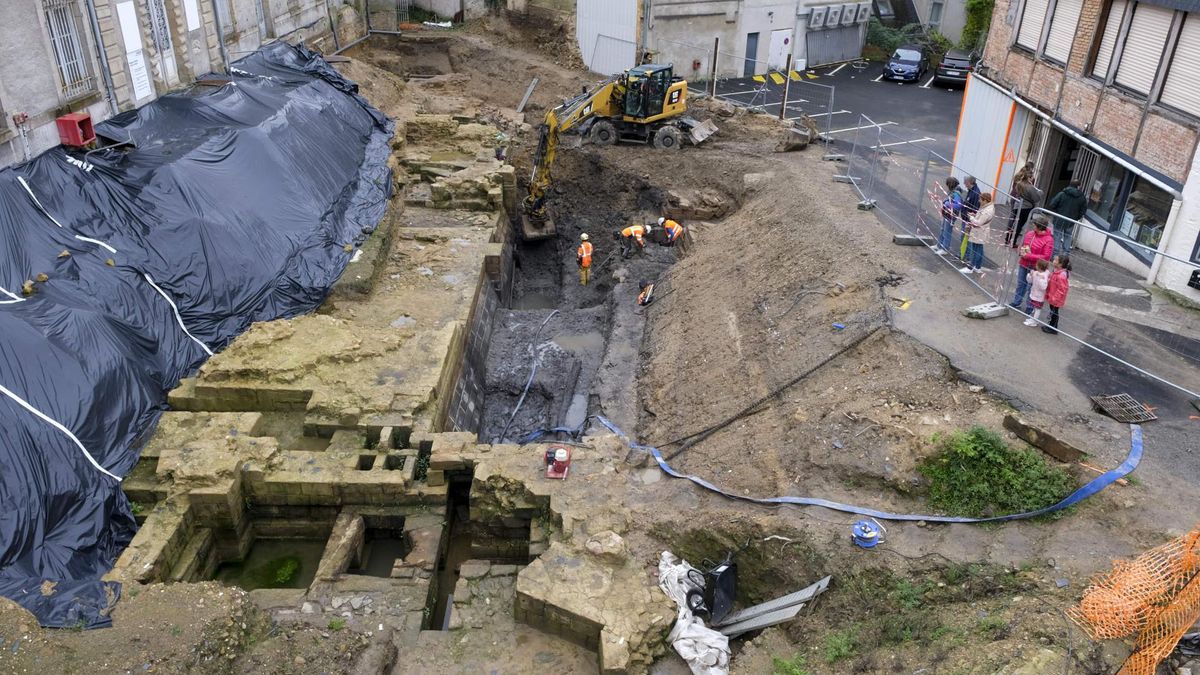 Fortified 14th-century castle and moat discovered under hotel in France