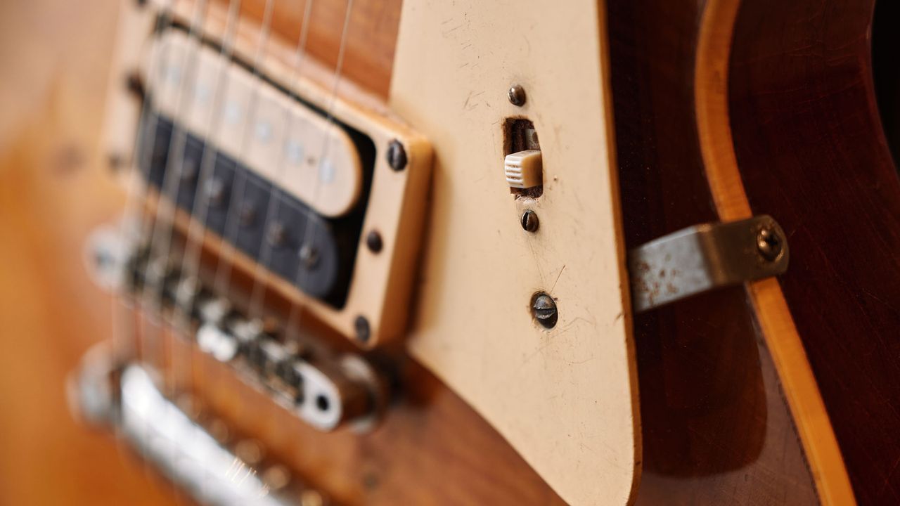 Joe Bonamassa's &lsquo;Royal Albert&rsquo; Les Paul &ndash; closeup of switch