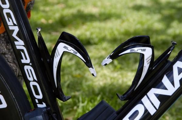 Elite fiberglass bottle cages are popular again, with Team Sky, BMC and Ag2R amongst the teams running them at Tour Down Under.