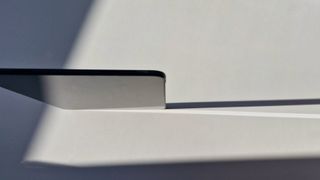 OnePlus Pad står på højtant