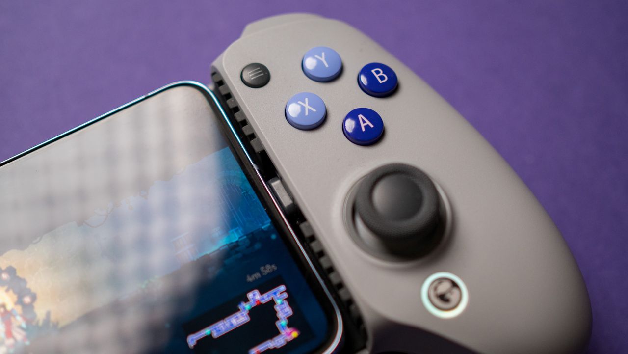 GameSir G8 Galileo thumbsticks have hall effect triggers