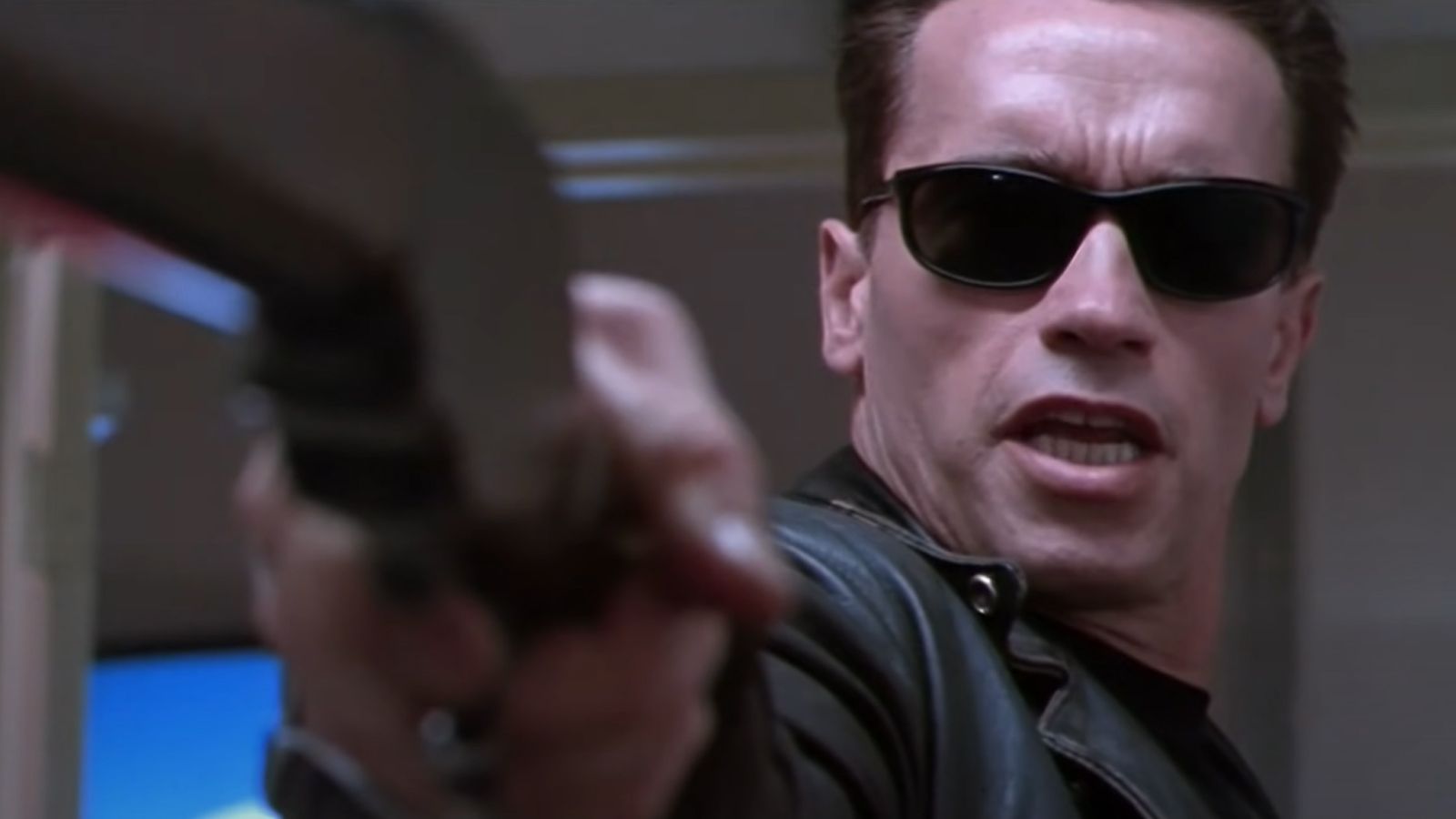 Джон коннор судный день. Watch terminator 2. Watch terminator 2. Терминатор 2 3d battle across time. Терминатор 2 судный день 1991 постер.