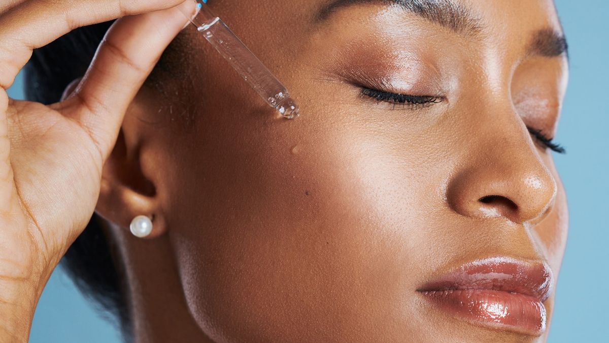 Have Acne-Prone Skin? It’s Time to Consider Using Niacinamide