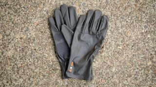 Assos RSR Thermo rain shell gloves
