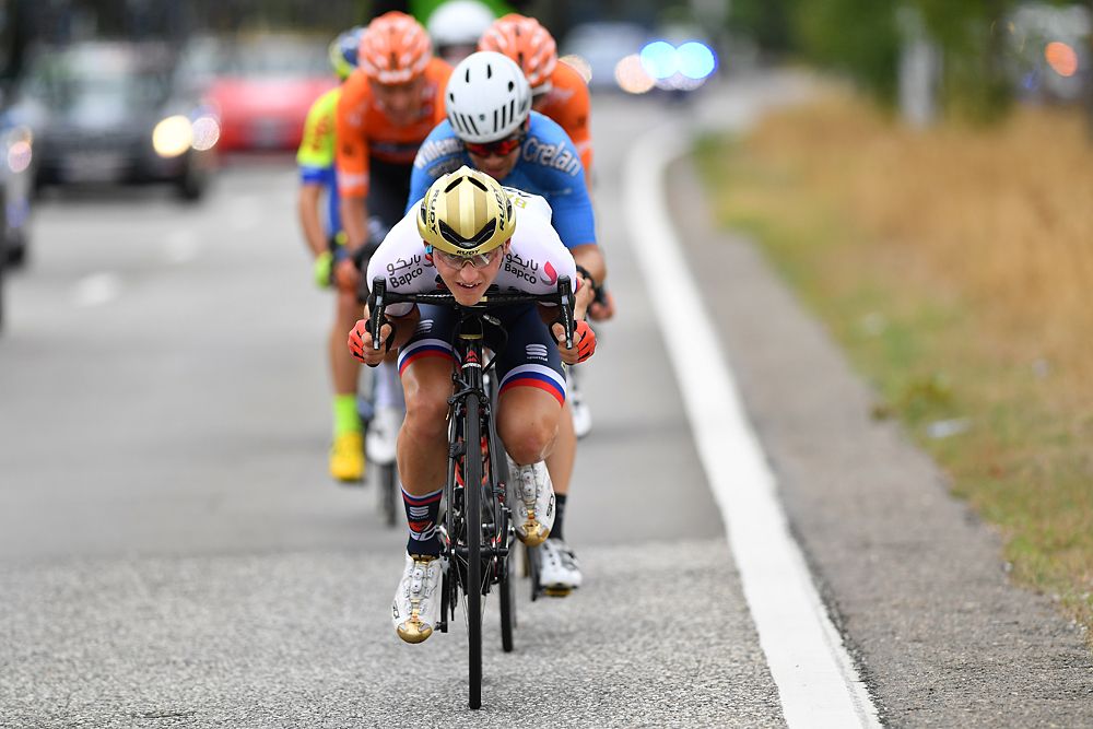 BinckBank Tour stage 3 breakaway: Matej Mohoric (Bahrain-Merida), Sean De Bie (Veranda's Willems Crelan), Maxime Vantomme (WB Aqua Protect Veranclassic), Jesper Asselman (Roompot-Nederlandse Loterij), Taco Van Der Hoorn (Roompot-Nederlandse Loterij).
