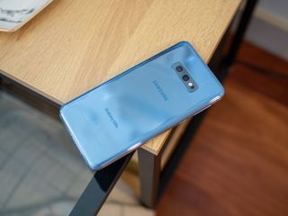 Samsung Galaxy S10e