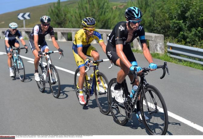 David Lopez (Team Sky) leading a break of four