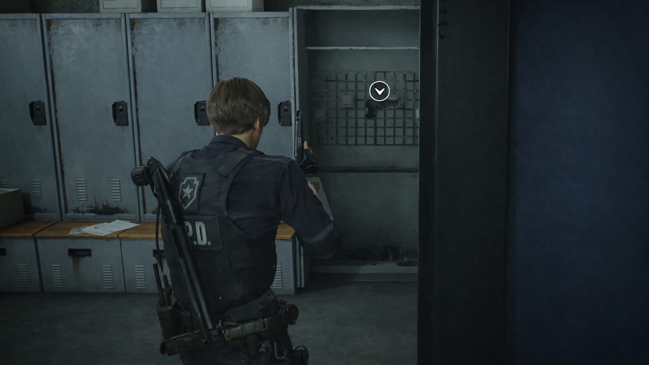 Resident Evil 2 Remake - Leon looking at the magnum
