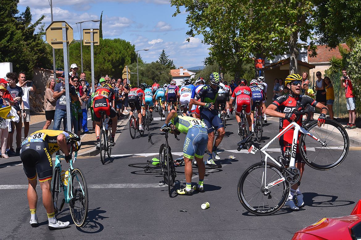 Crashes galore on a windy stage