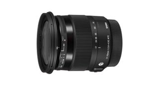 Best standard zoom lens for Canon: Sigma 17-70mm f/2.8-4 DC Macro OS HSM | C