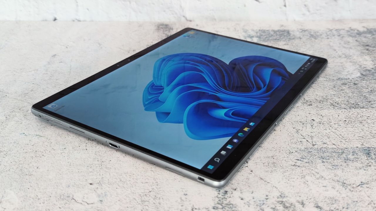 A photograph of the Dell Latitude 7320 flat on a table