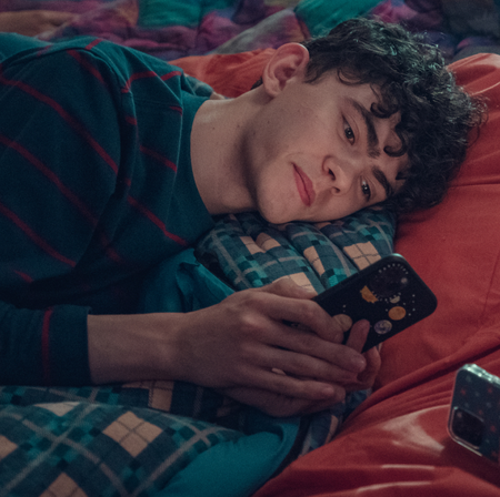 still from heartstopper season 2