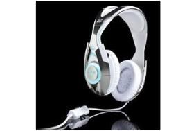 Daft Punk×TRON×MONSTER　コラボヘッドホン Daft Punk inspired Monster Tron: Legacy headphones | What Hi-Fi?