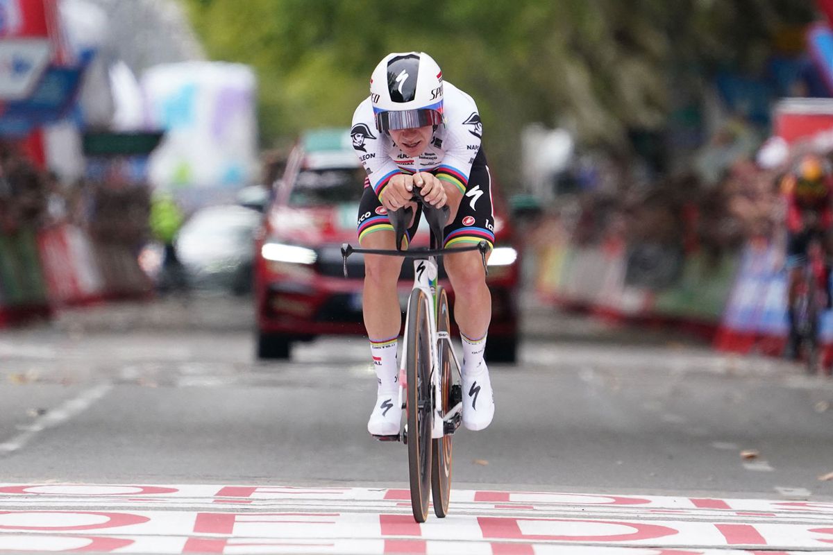 Remco Evenepoel gains time on GC rivals at Vuelta a España time trial