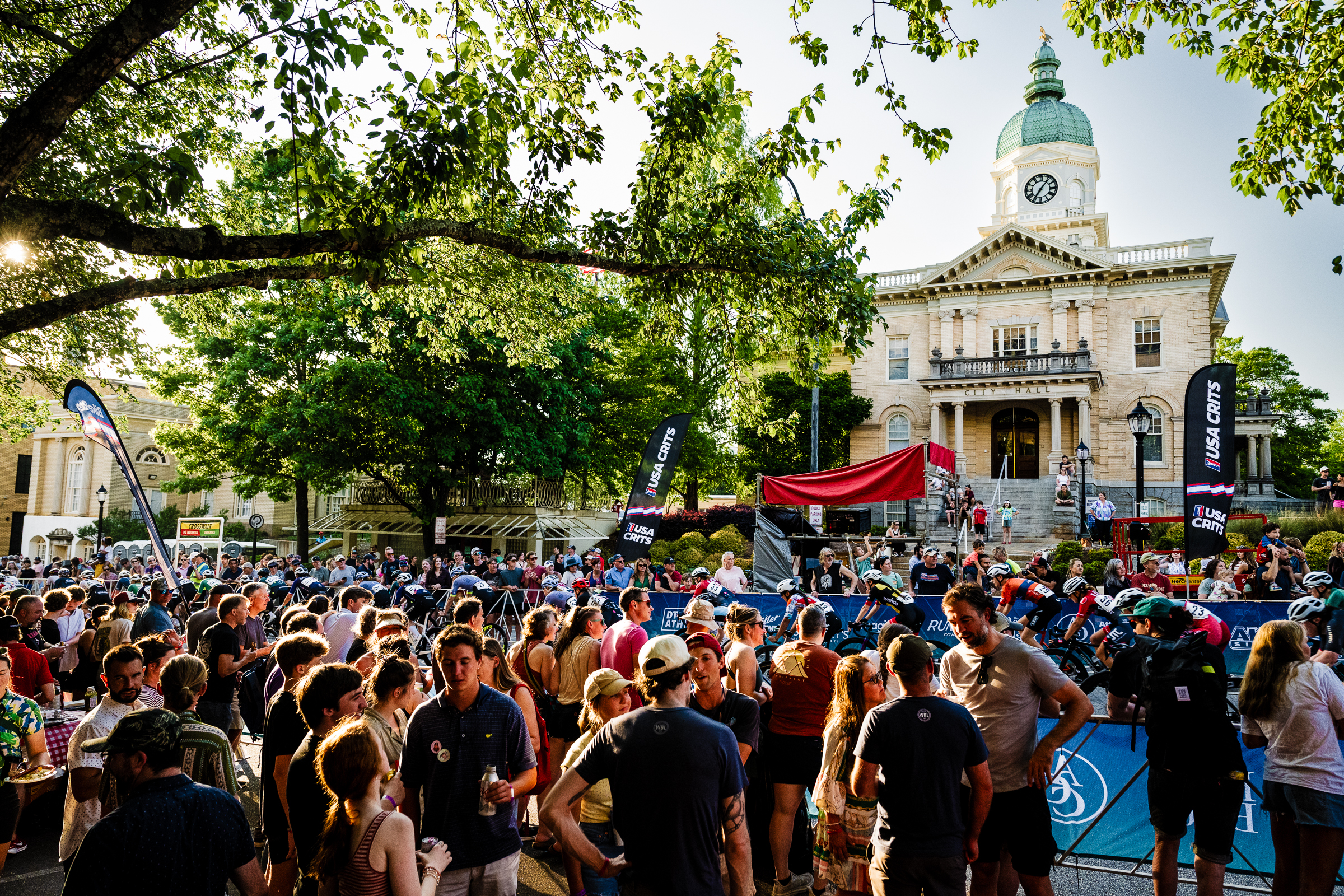 Images from the Athens Twilight Criterium 2025