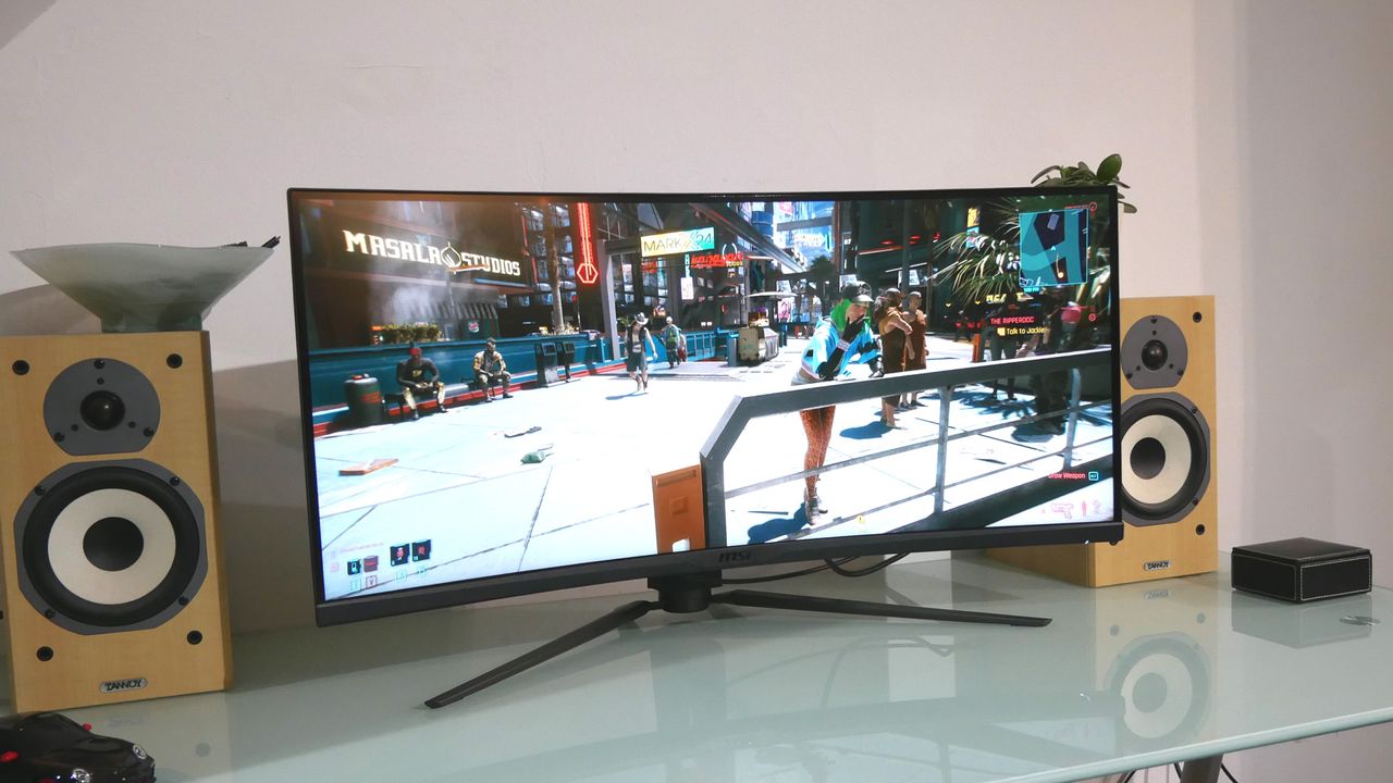 MSI MPG Artymis 343CQR