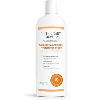 Veterinary Formula Clinical Care Antiseptic and Antifungal Medicated Shampoo