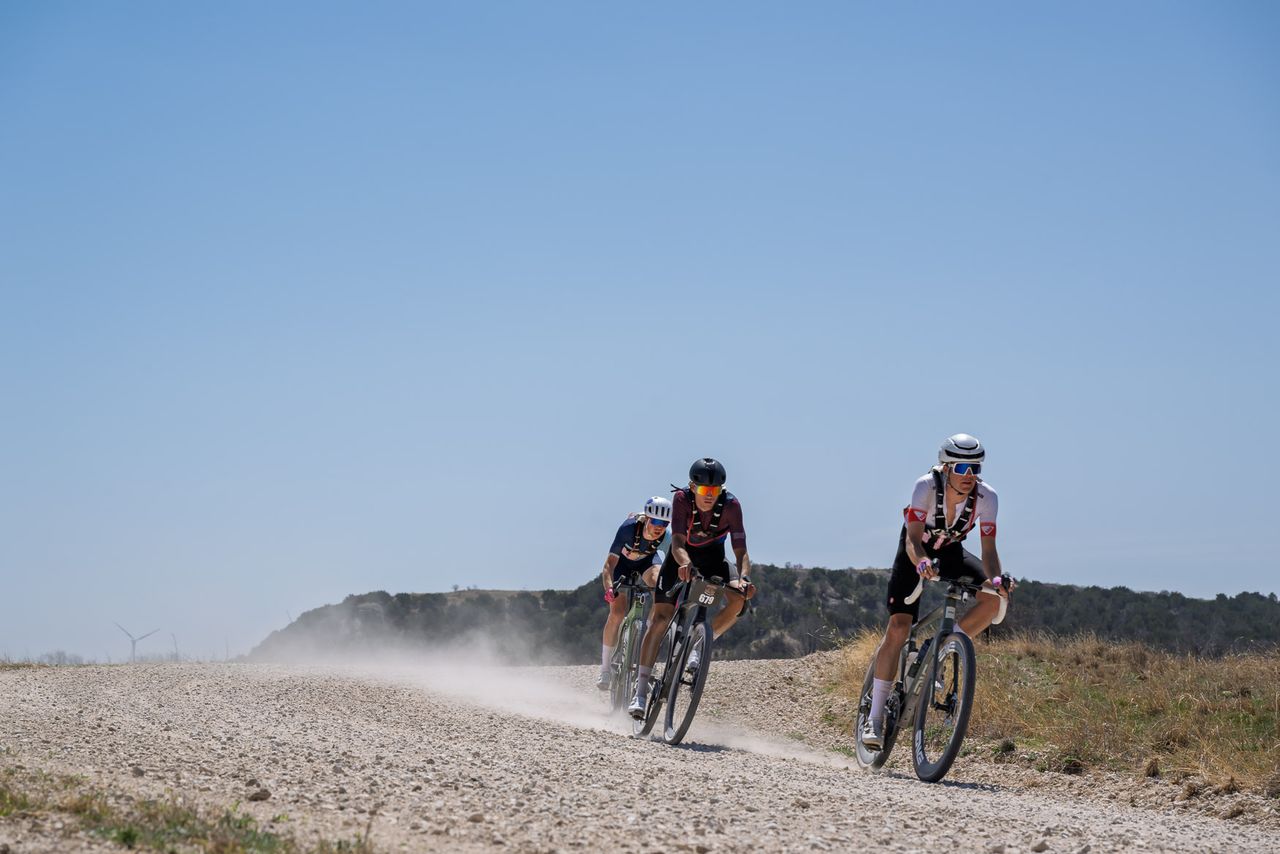 Trio of men leading the race with just under 30 miles to go
