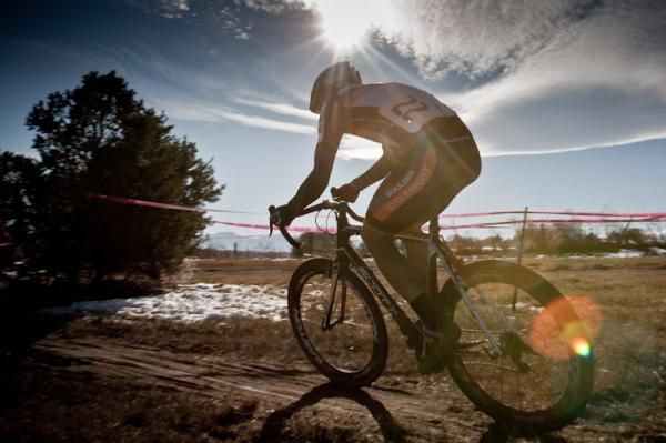 Pete Weber (Boulder Cycle Sport) finishing off a hard day in the mud.