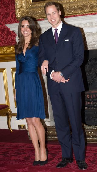 Prince William and Kate Middleton officially announce their engagement