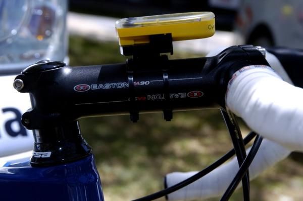 George Hincapie's bike features a massive 140mm Easton EA90 stem.