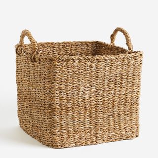 wicker basket 