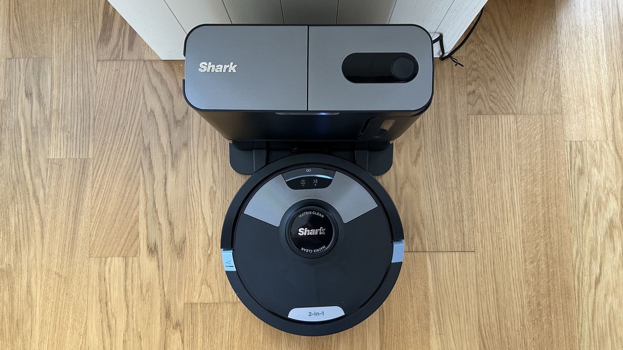 Shark Matrix Plus Robot Vacuum and Mop