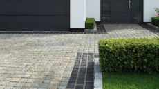 how to lay block paving with Stonemarket granite setts