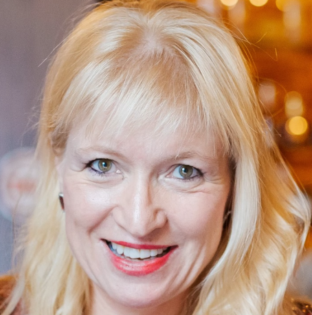 Dr Deborah Lee