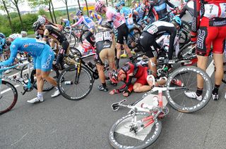 Crash, Giro d'Italia 2010, stage 2