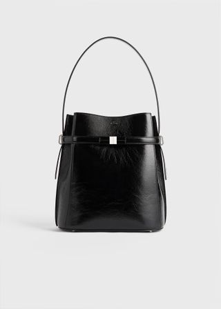 Naplack leather bucket bag with belt black