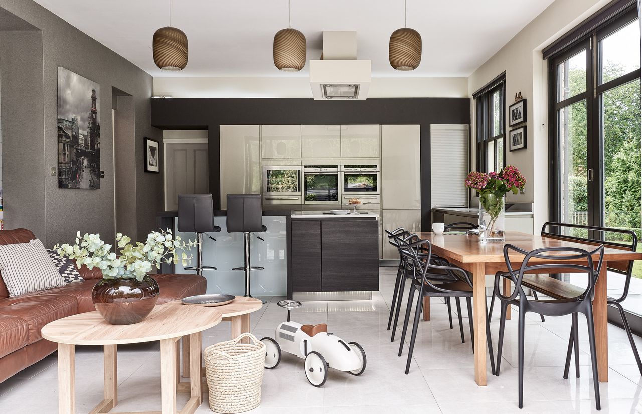 contemporary open plan kitchen diner 