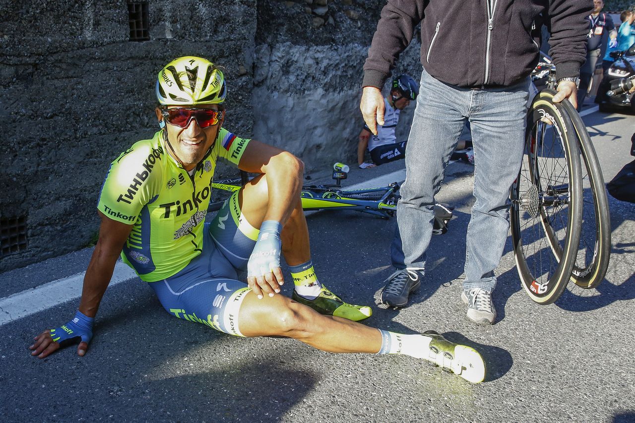 Daniel Bennati (Tinkoff) crashed