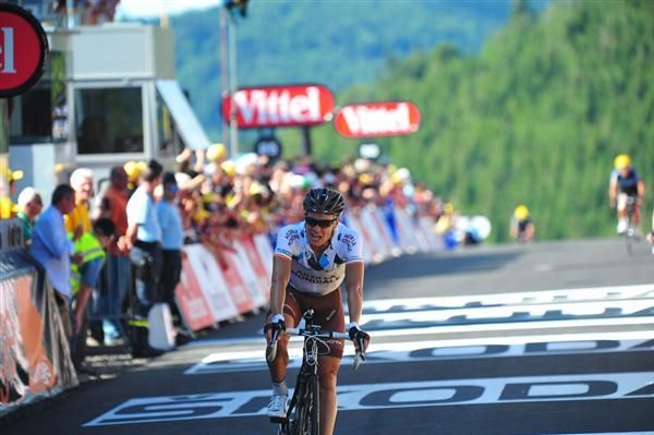 Nicolas Roche finishes in 11th place at stage 7 of the 2012 Tour de France