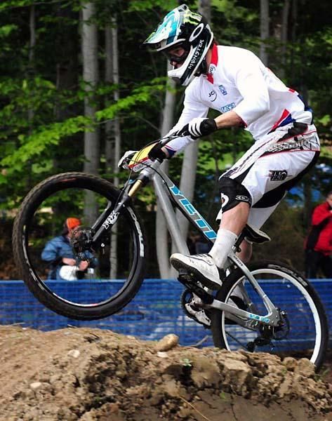 Jared Graves rode to victory in the four cross at Mont-Sainte-Anne in 2009