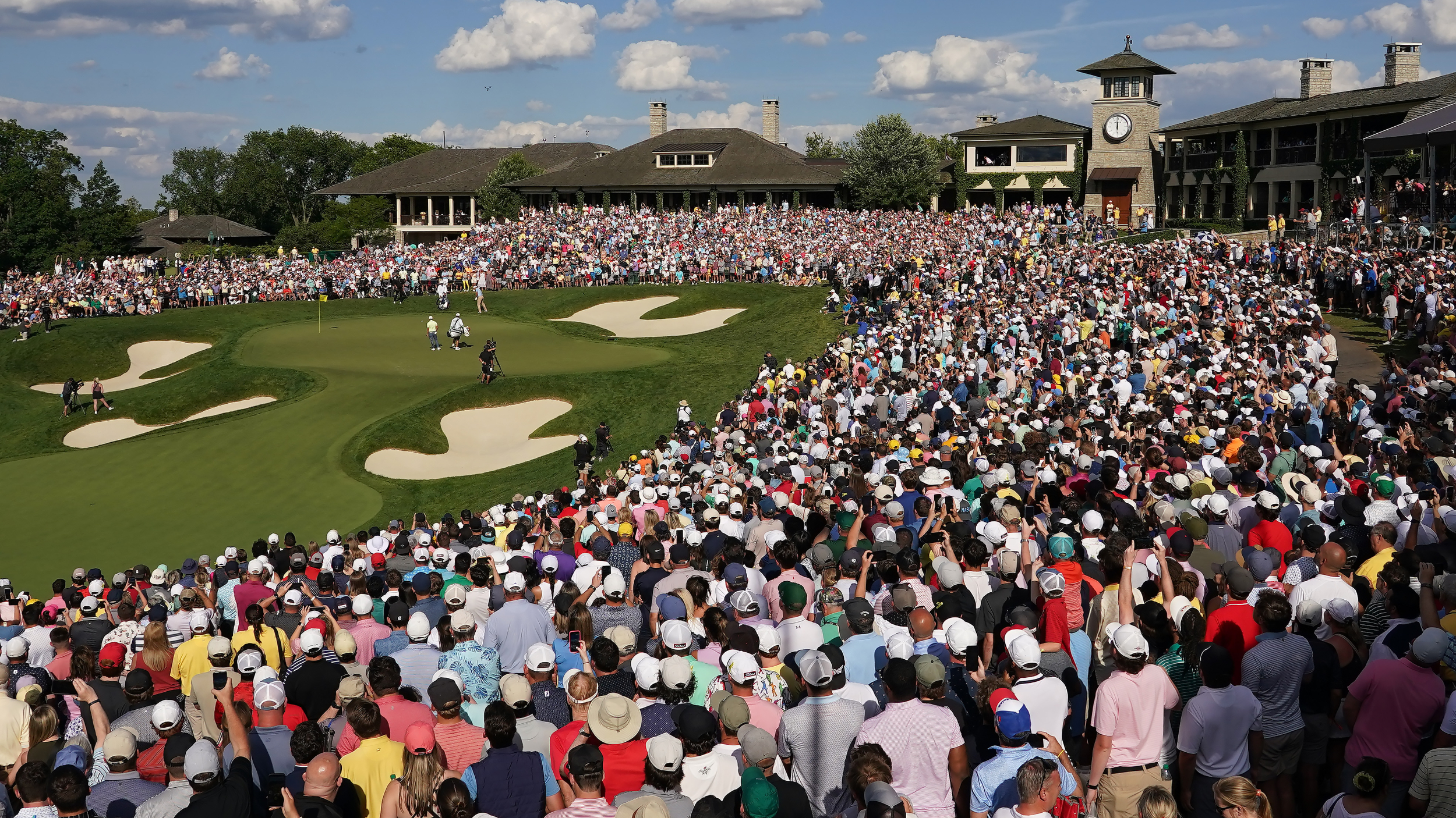 The 18th green at Muirfield Village 