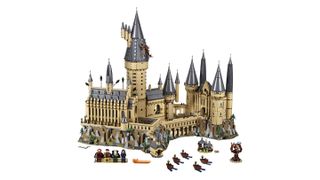 Castle and minifigures