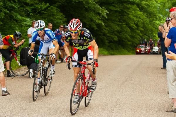 Kyle Wamsley (Bissel Pro Cycling) outsprints Logan Hutchings (Elbowz Racing) for the top points on KOM #2.