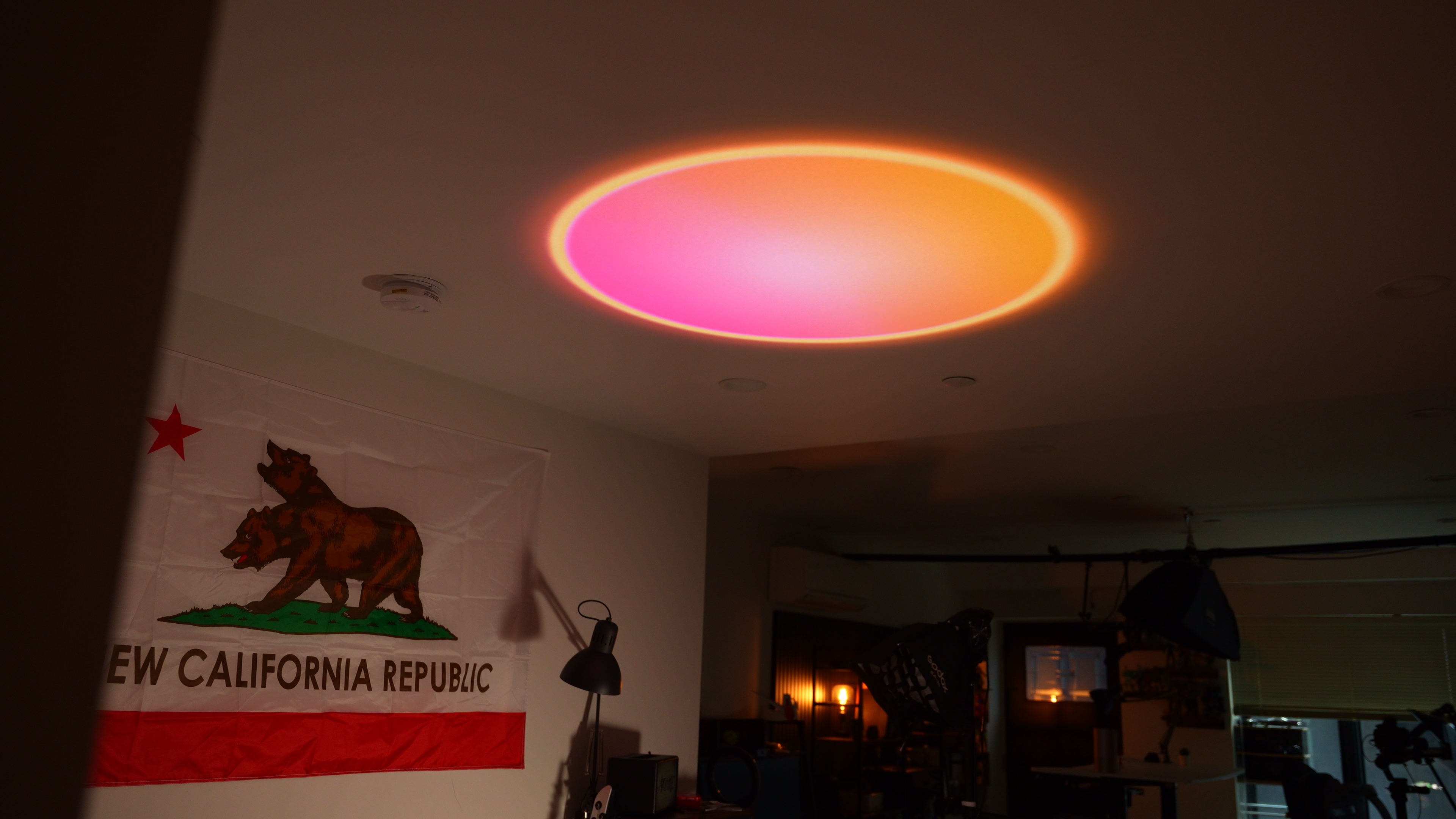 XGIMI MoGo 4 Laser - Halo lens filter on celing