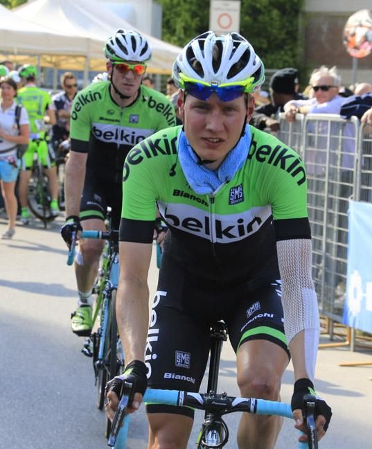 Wilco Kelderman (Belkin) cools down after stage 10