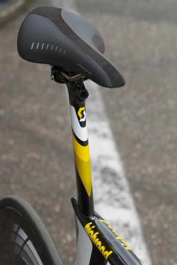 Our ride had a Fizik Arione saddle.
