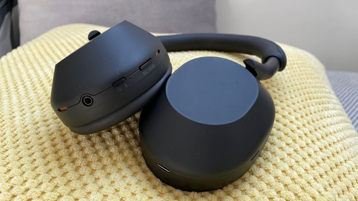 Sony WH-1000XM4 Wireless Headphones review: the best headphones of 2022