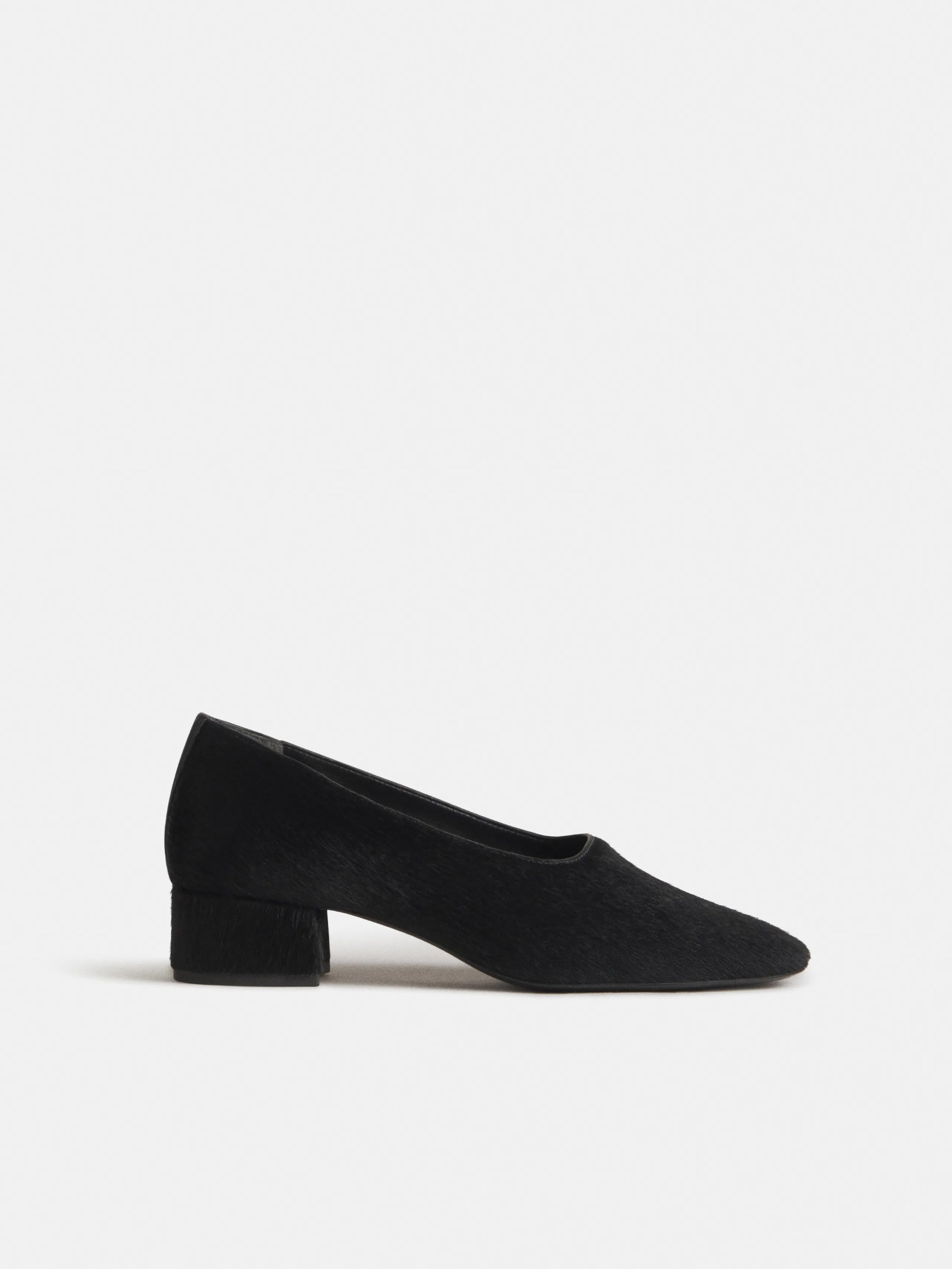 Reformation, Inez Pumps