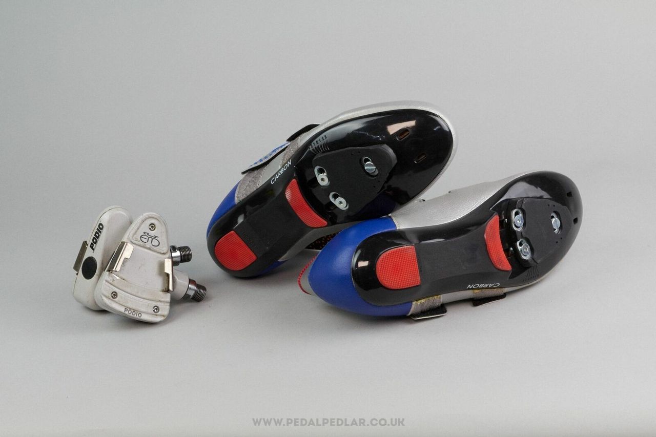 The 1990s Eddy Merckx shoes also have carbon soles