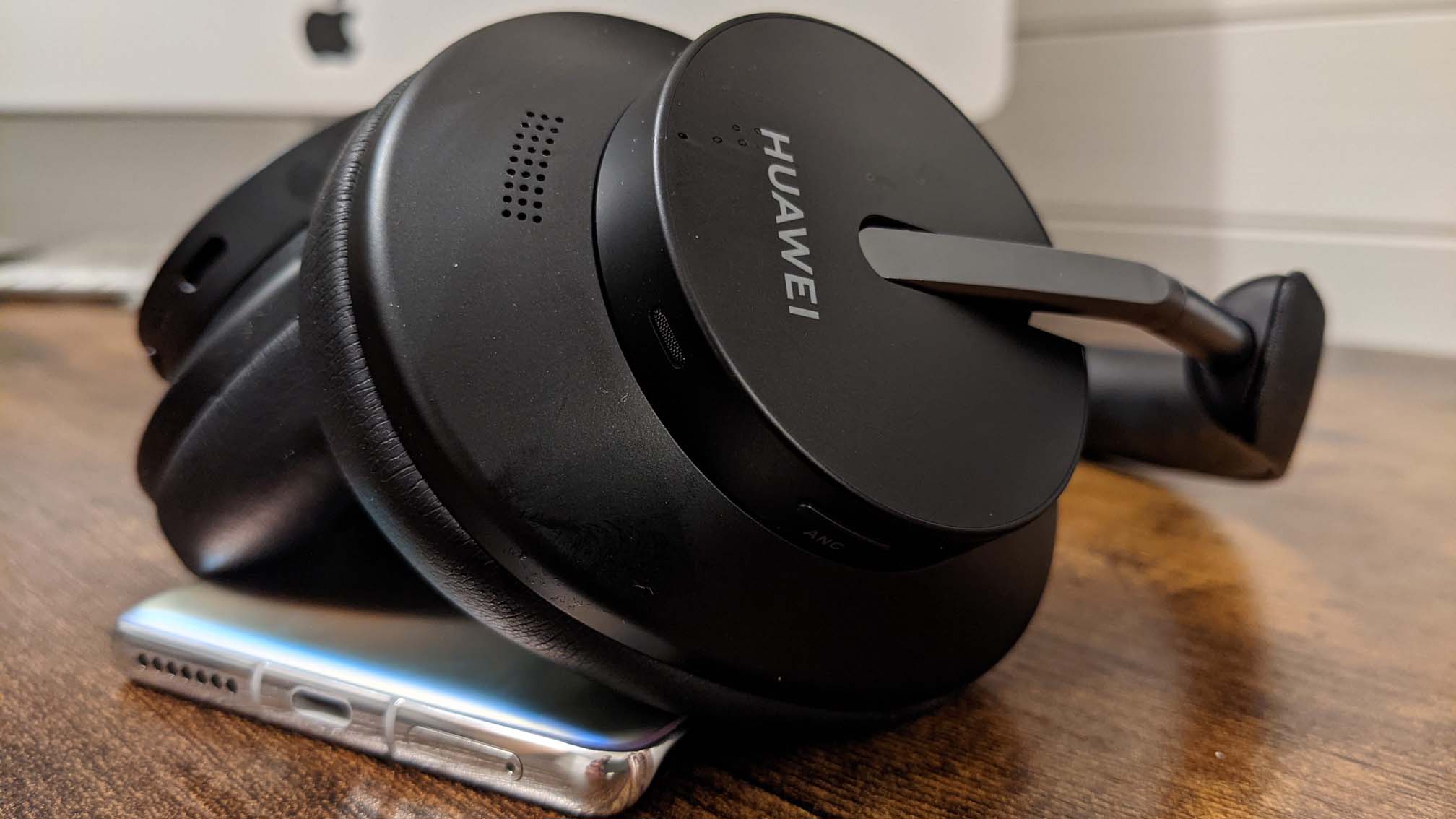 Huawei FreeBuds Studio review: meet your new best Bud