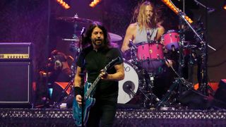 [L-R] Dave Grohl and Taylor Hawkins of Foo Fighters