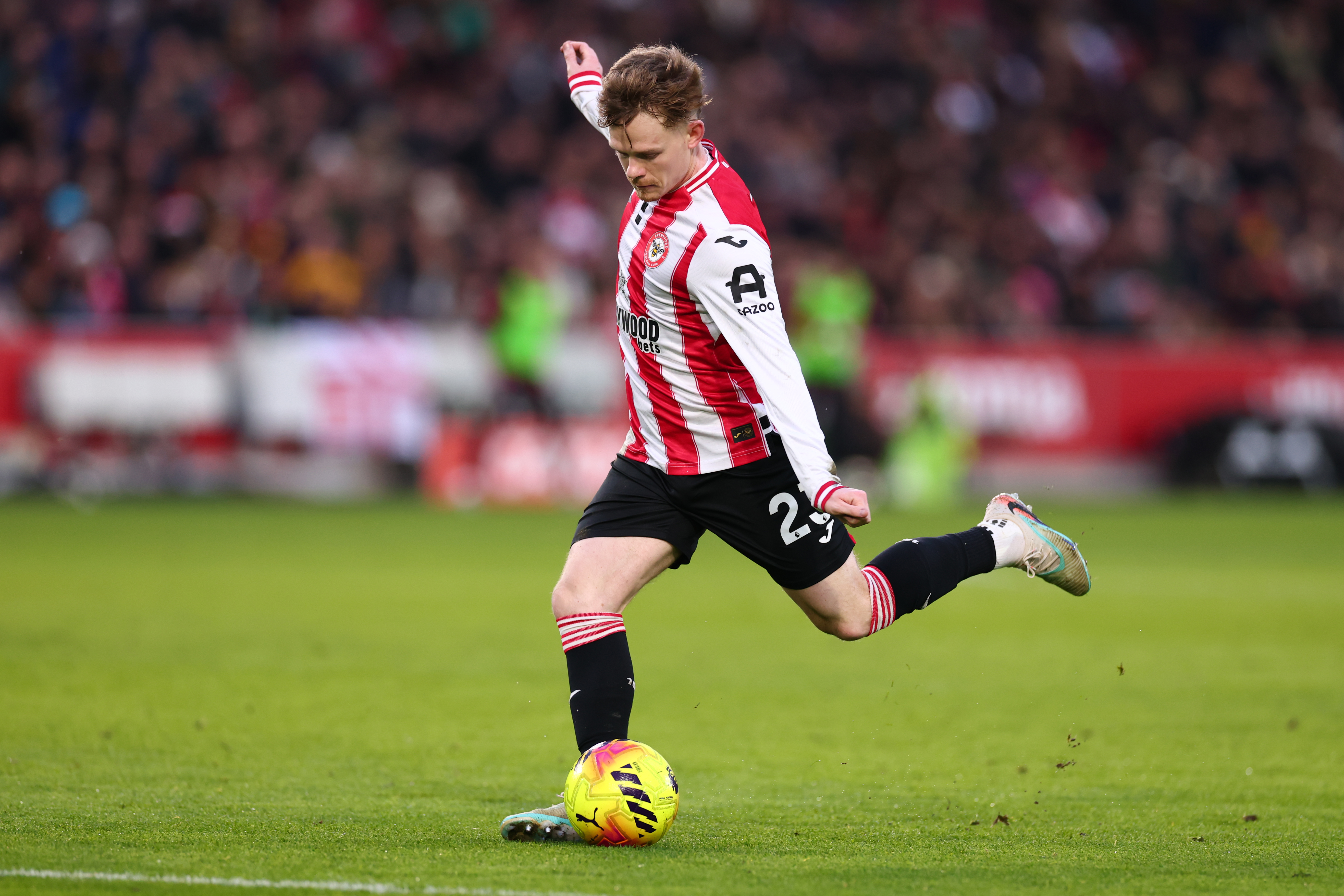 Brentford winger Keane Lewis-Potter